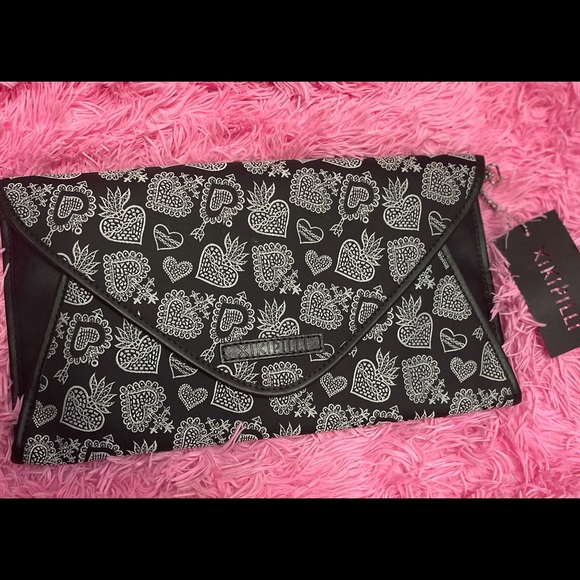 {Xikipilli} Rare Sacred Heart Chain Strap Purse - Picture 6 of 7